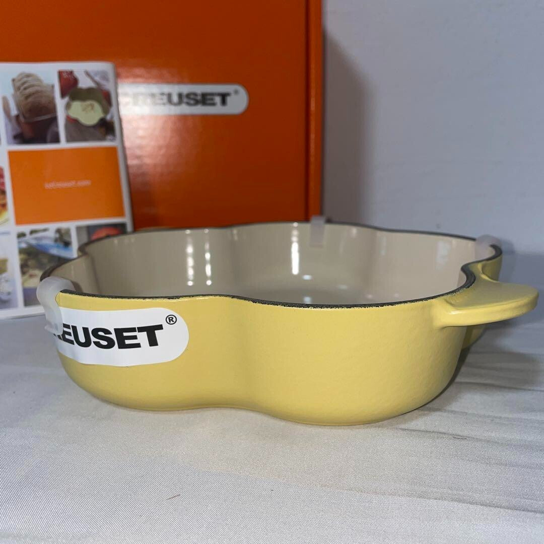 Pan Le Creuset Cocotte Fleur Flower Plate Dish 20cm 1.1L Cast Iron Shallow