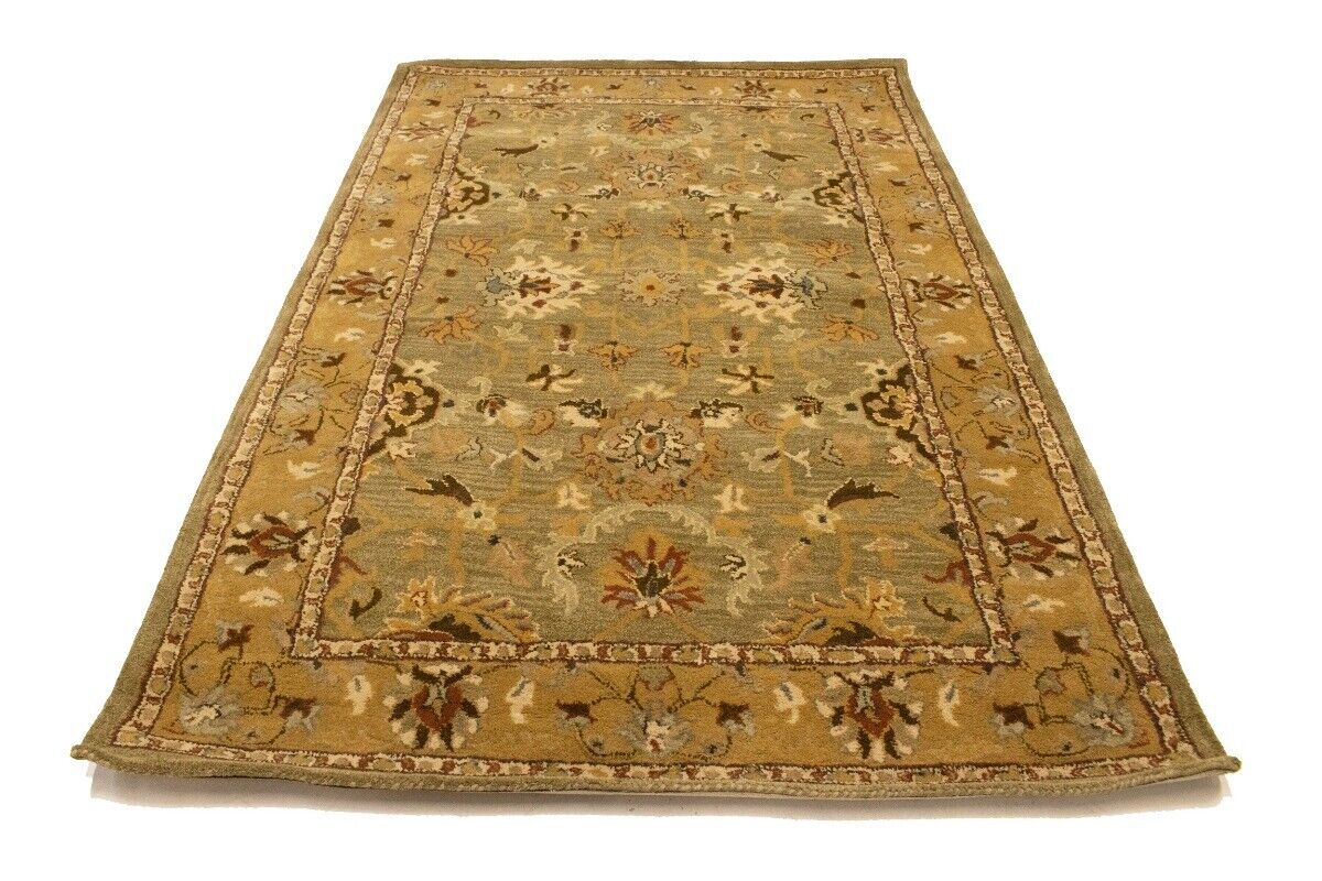 Traditional Hand-Tufted Oriental Rug Floral