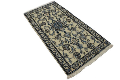 Handmade Nain Oriental Rug Small Plush Carpet