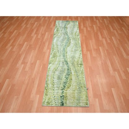 2'5"X8'3" Green 100% Silk Hand Knotted Crocodile Safari Design Runner Rug