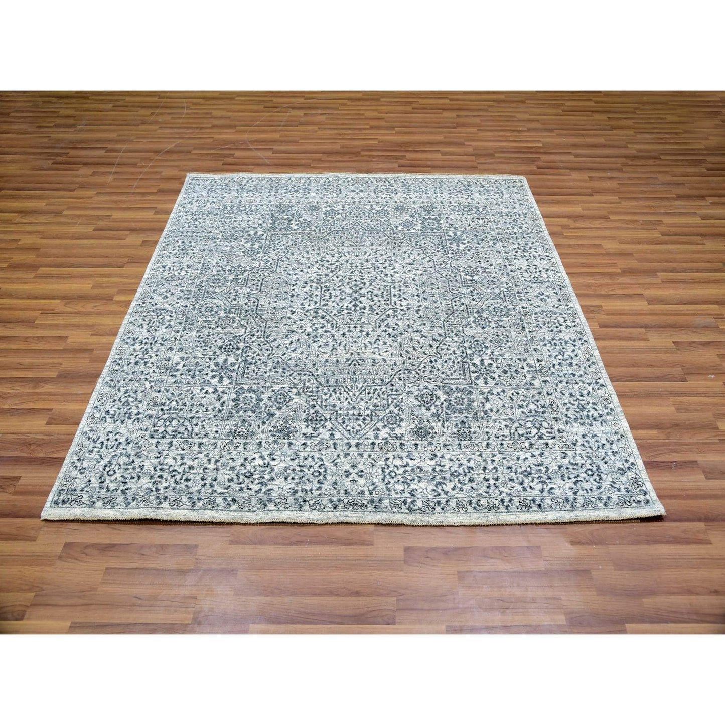 6'X6' White Mamluk Dynasty Design Undyed Wool Hand Knotted Square Rug