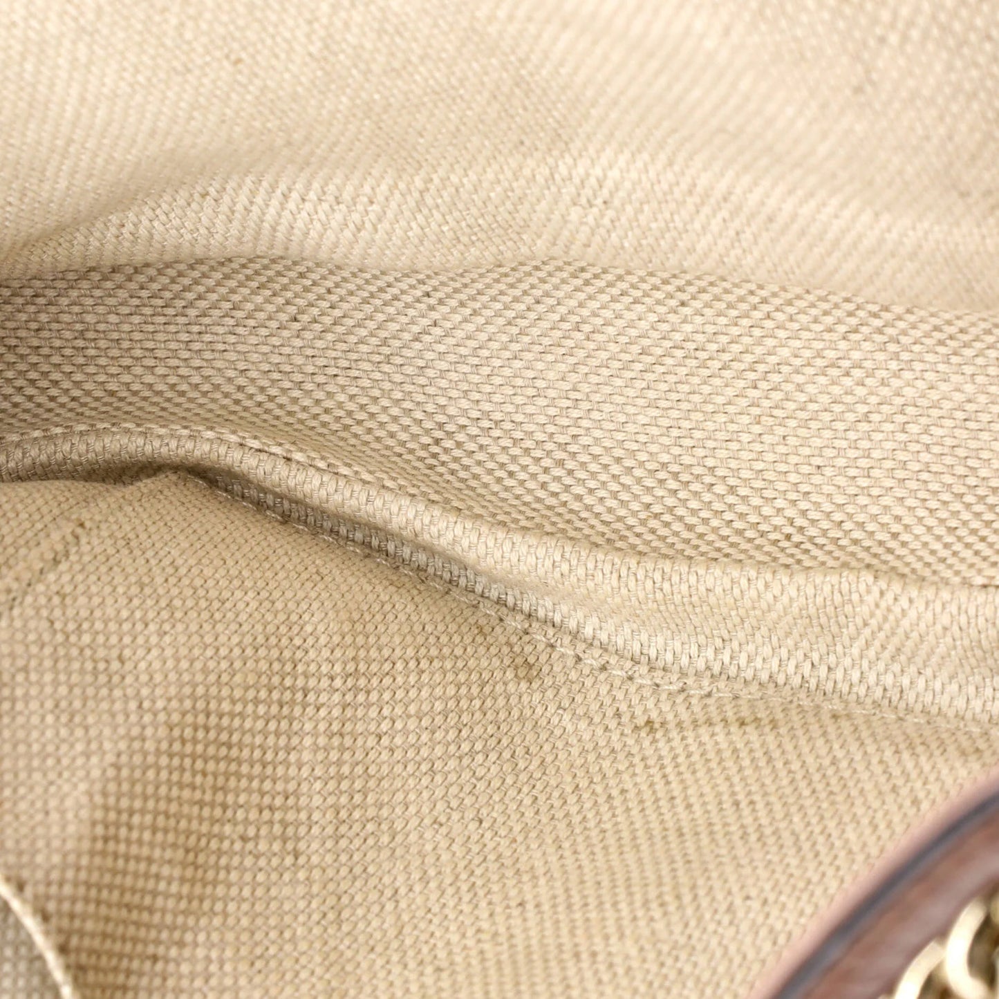 Gucci Soho Chain Crossbody Bag Leather Medium