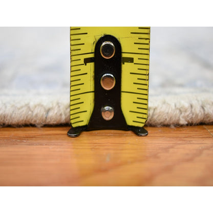 4'X6'2" Gray Pure Silk & Textured Wool Oushak Geometric Motif Rug