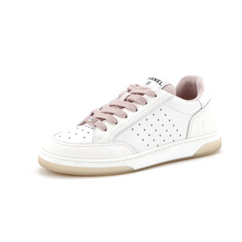 Chanel Women'S Logo Low-Top Sneakers Leather