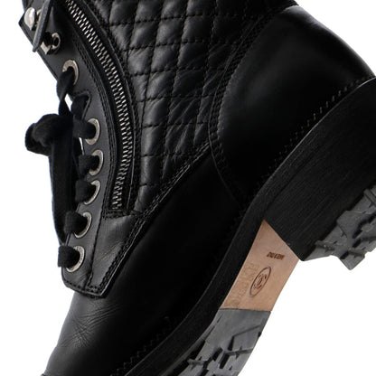 Chanel Women'S Cc Zip Up Combat Boots Quilted Leather