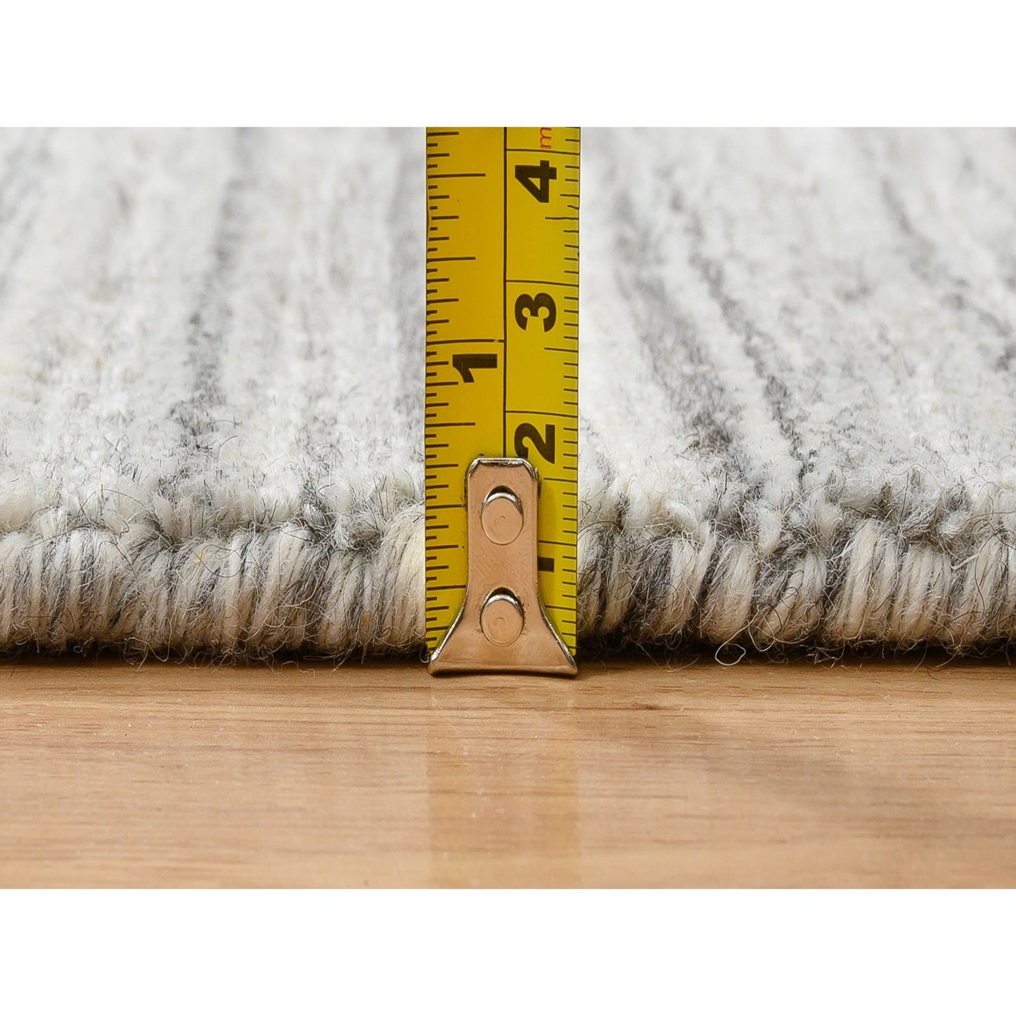 6'1"X6'1" Gray Undyed Natural Wool Modern Design Hand Loomed Square Rug