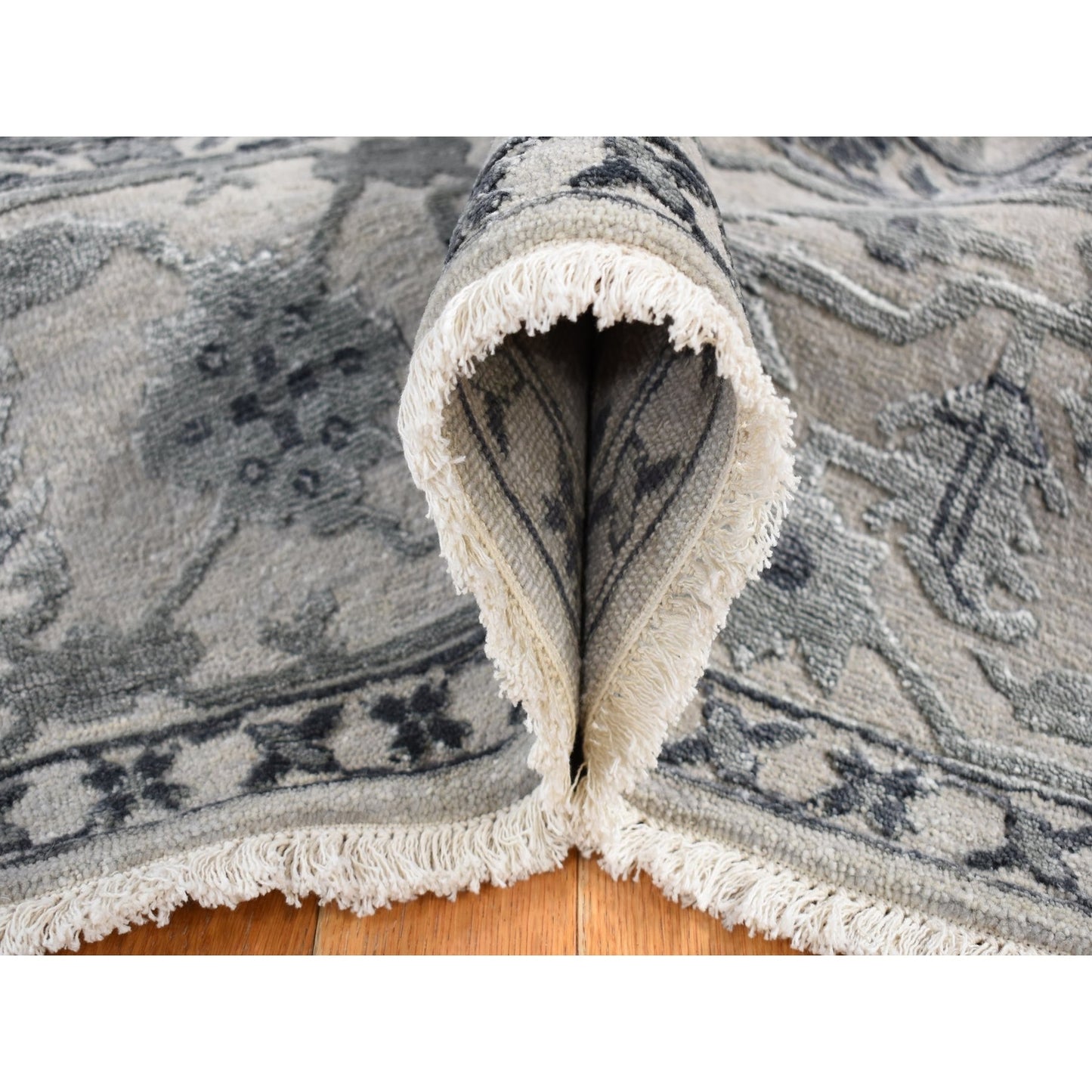 9'X12' Ash Grey Heriz Design Wool And Silk Hand Knotted Oriental Rug