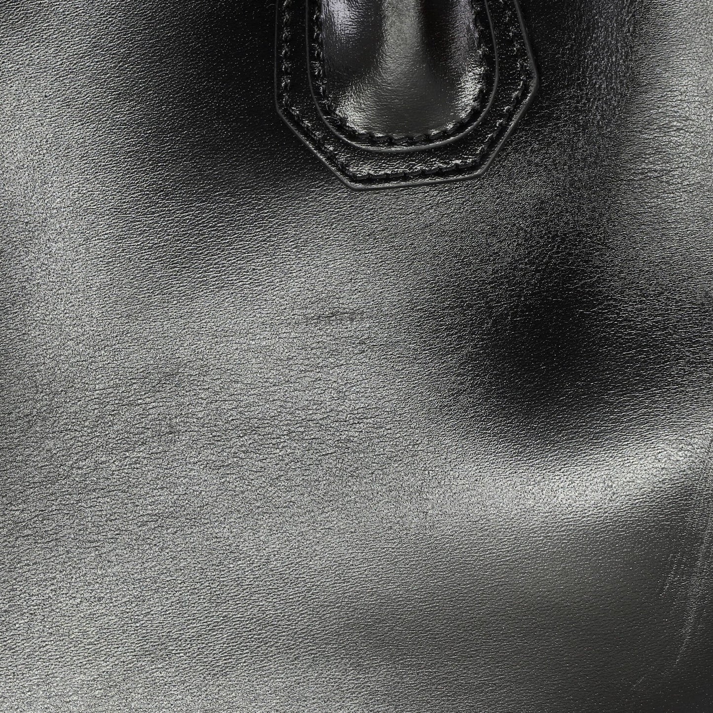 Givenchy Antigona Bag Glazed Leather Medium