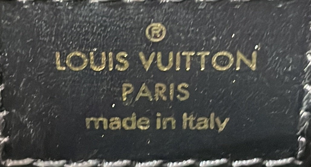 Louis Vuitton Pochette Metis Reverse Monogram Canvas