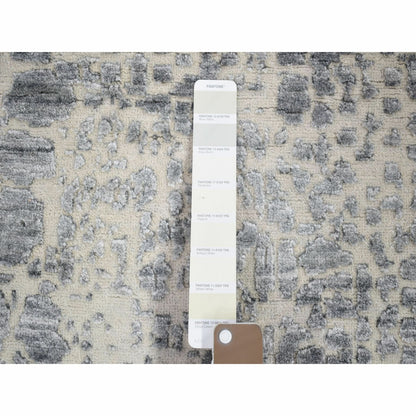 4'X6' Ivory Modern Design Hand Knotted Silk With Textured Wool Rug