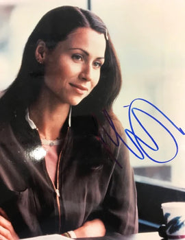 Minnie Driver Autographed 8X10 Celebrity Photo