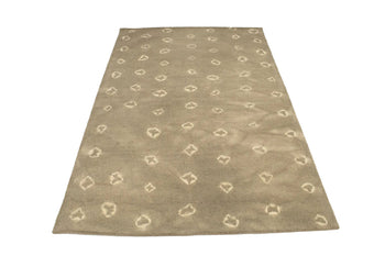 Abstract Beige/Khaki Tie-Dye Contemporary 5X8