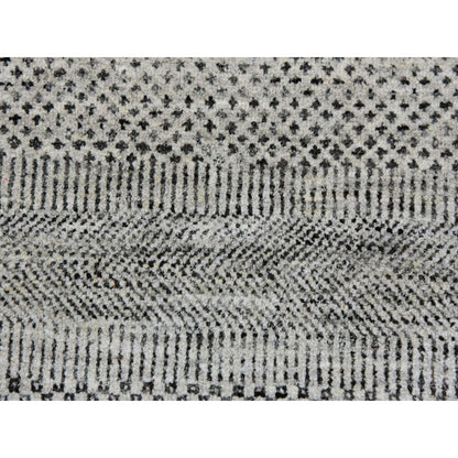 8'X8' Silver Gray Grass Design Undyed 100% Wool Hand Knotted Square Rug