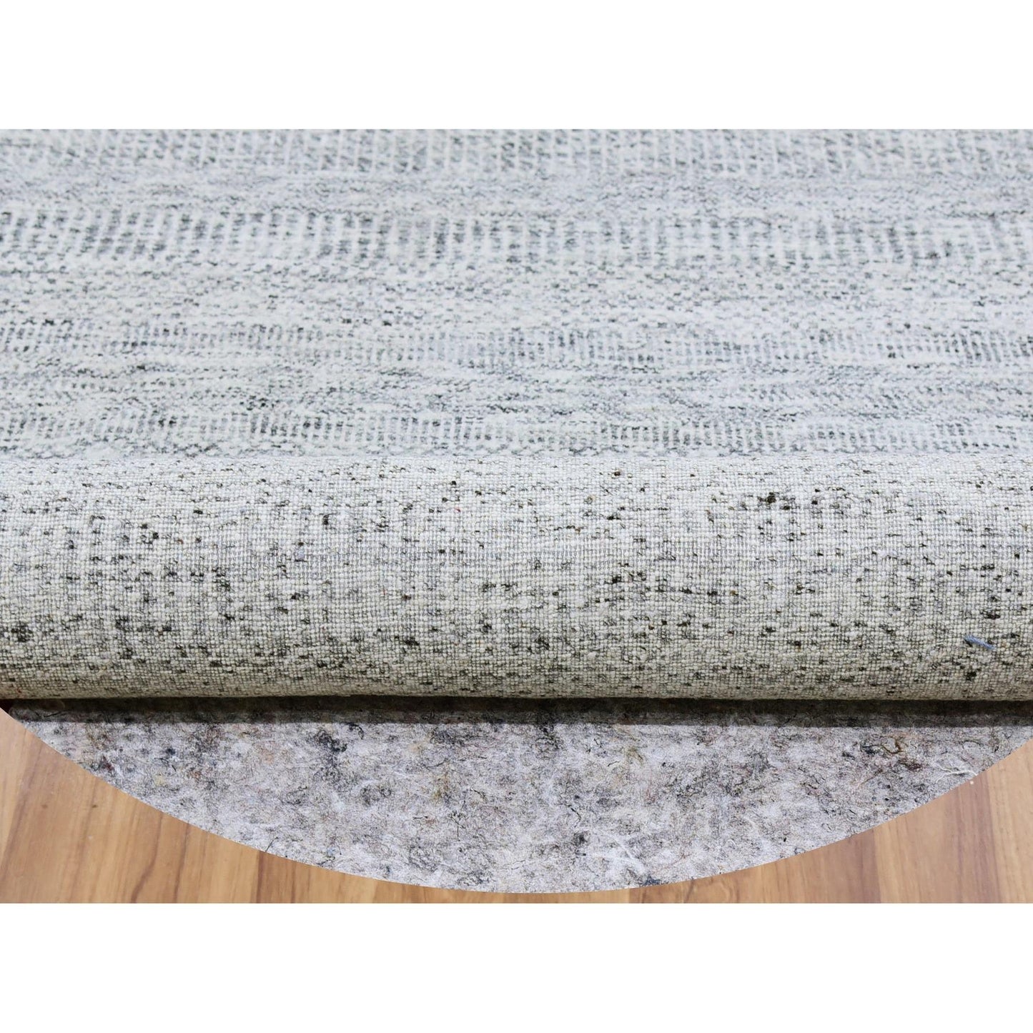9'5"X9'6" Goose Gray Undyed 100% Wool Hand Knotted Grass Design Round Rug