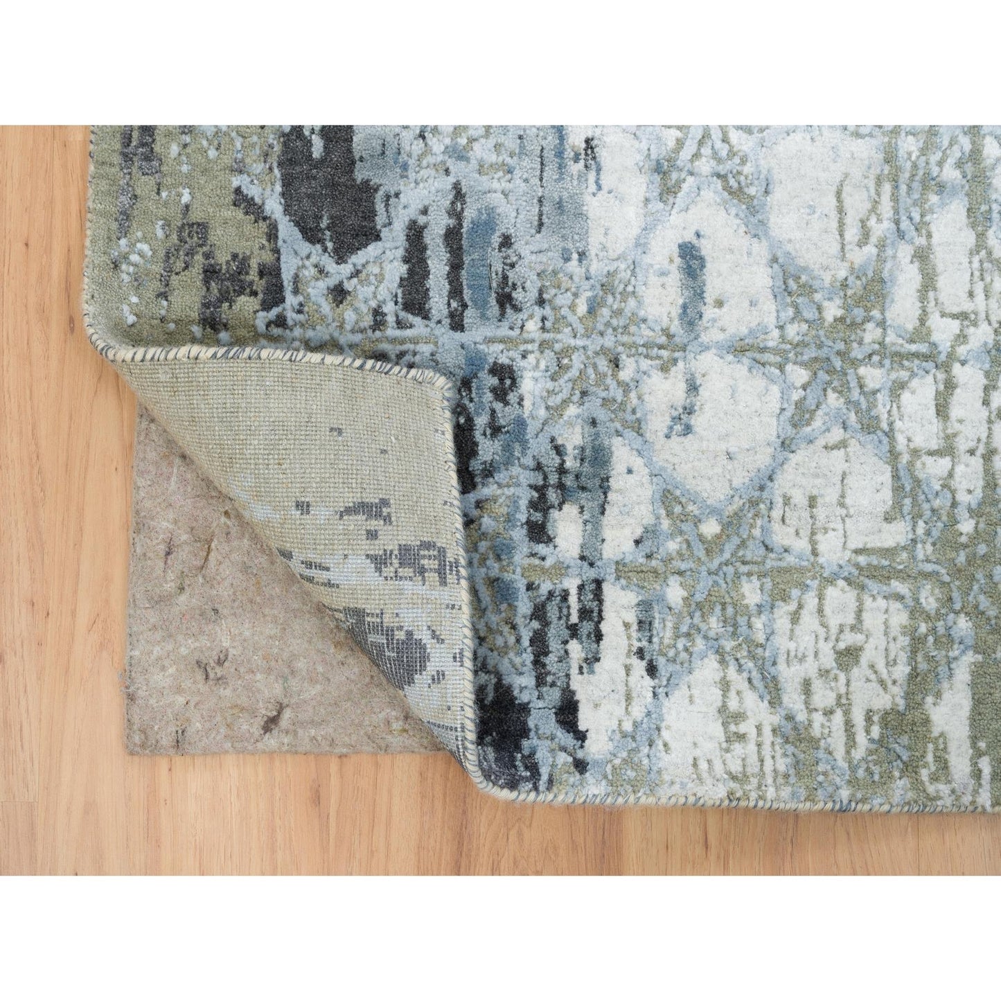 2'6"X10'1" Gray Wool And Silk The Honeycomb Design Handknotted Runner Rug