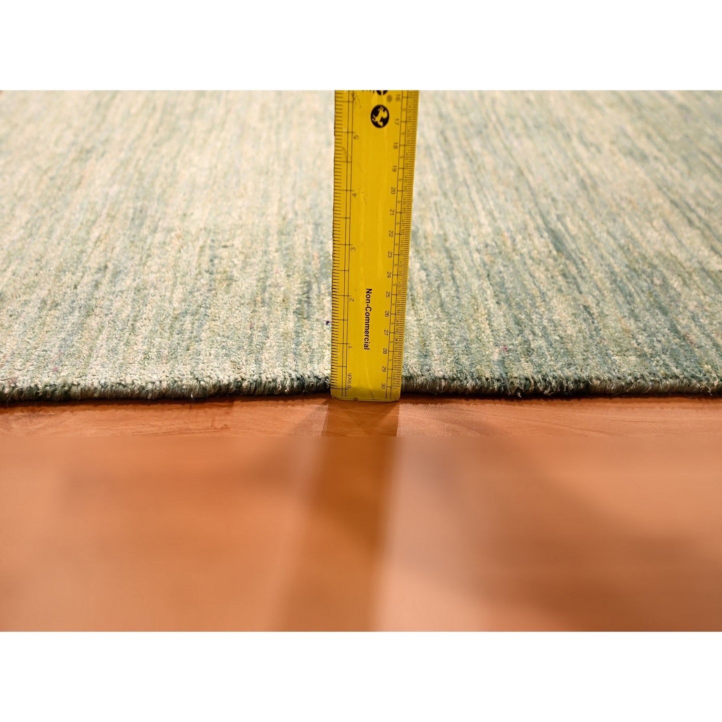 2'X3' Swamp Green Pure Sari Silk Hand Knotted Plain Solid Design Mat Rug