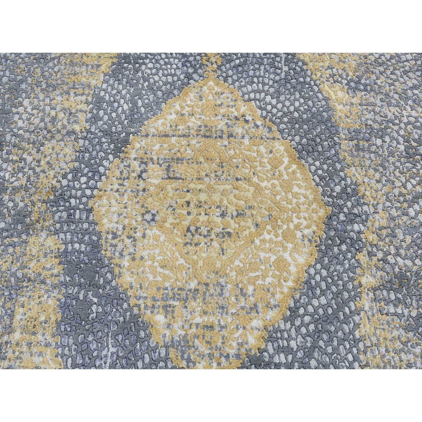 5'2"X7' Carbon Gray Zoroastrian Design Wool And Silk Hand Knotted Rug