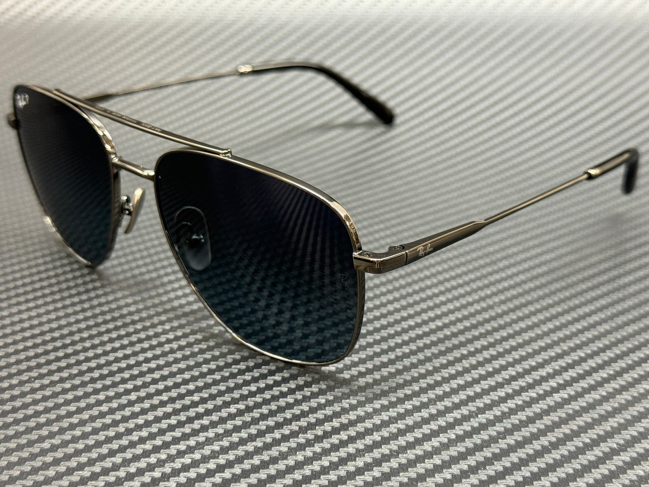 RAY BAN RB8097 165 S3 Gunmetal Blue Gradient Polarized Unisex 59 mm Sunglasses