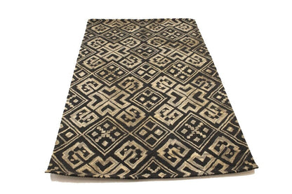 Hand-Tufted Dark Gray Geometric Rug Modern Area
