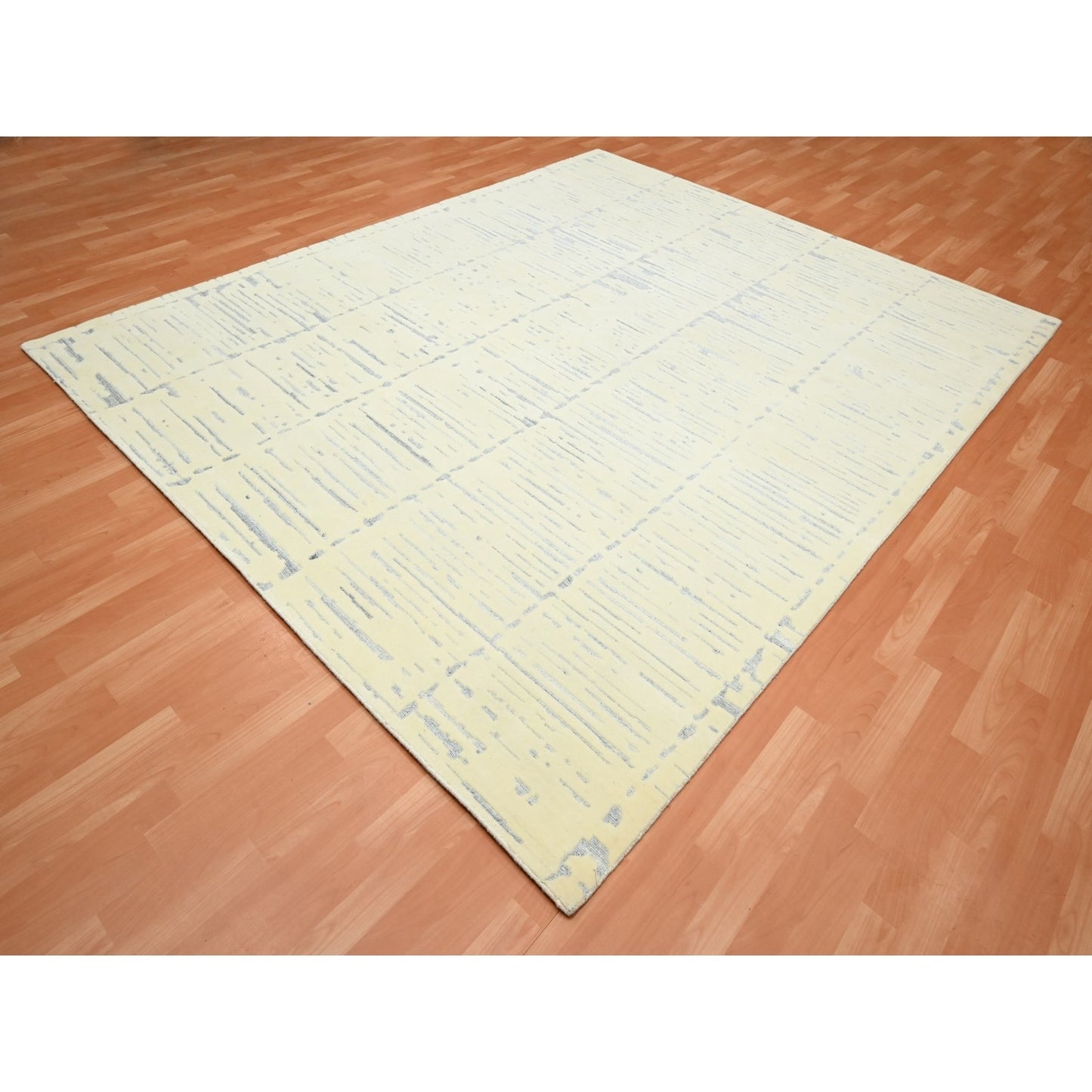 8'X9'9" White Modern Design Textured Weave Wool & Silk Hand Knotted Rug