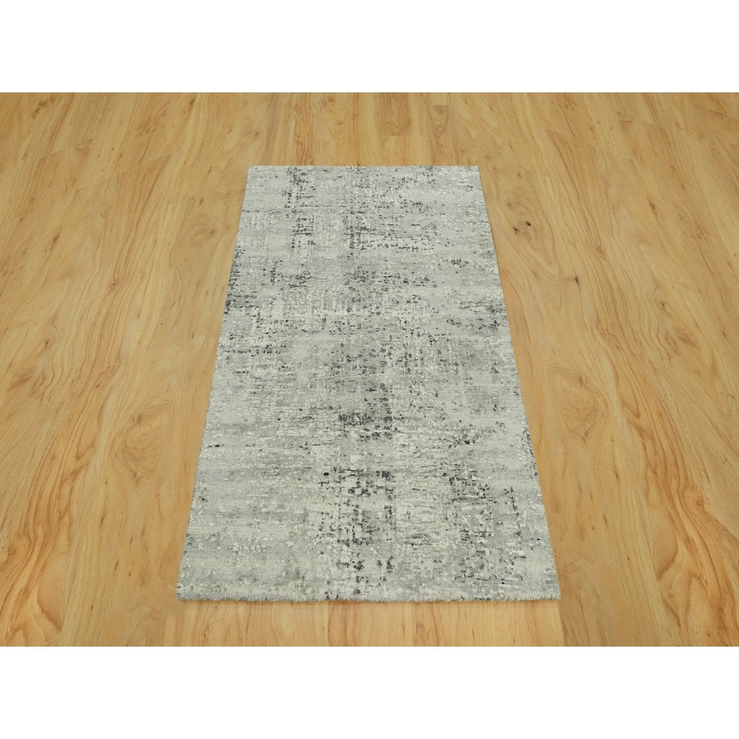 3'X5' Vaporous Gray Undyed Wool Modern Hand Spun Hand Knotted Rug