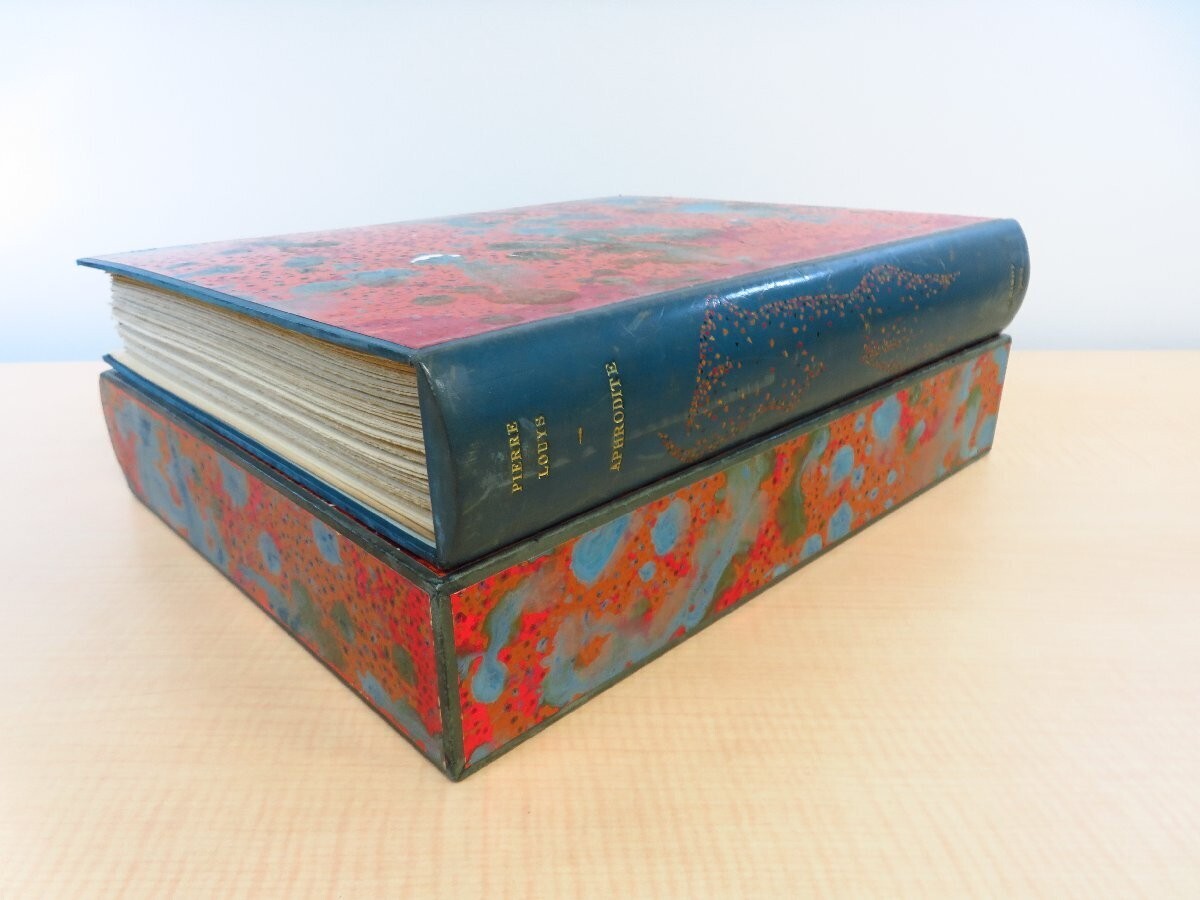 Aphrodite By Pierre Lous With 16 Original Color Etchings By Edouard Chimot