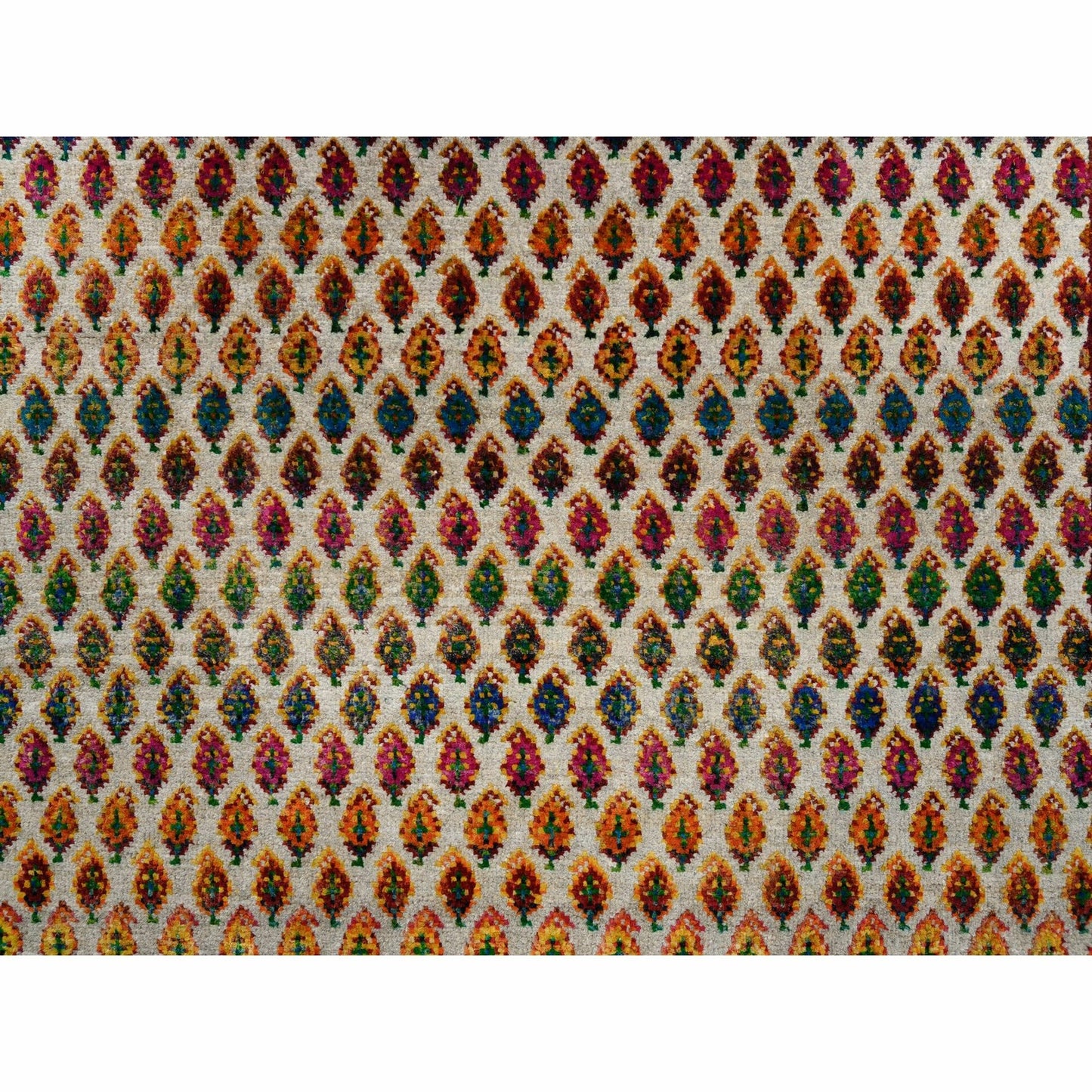 4'X10' Hand Knotted Beige Saroogh Wool And Sari Silk Wide Runner Rug