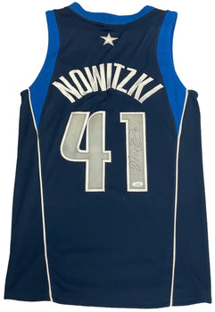 Dirk Nowitzki Autographed Dallas Mavericks Jersey