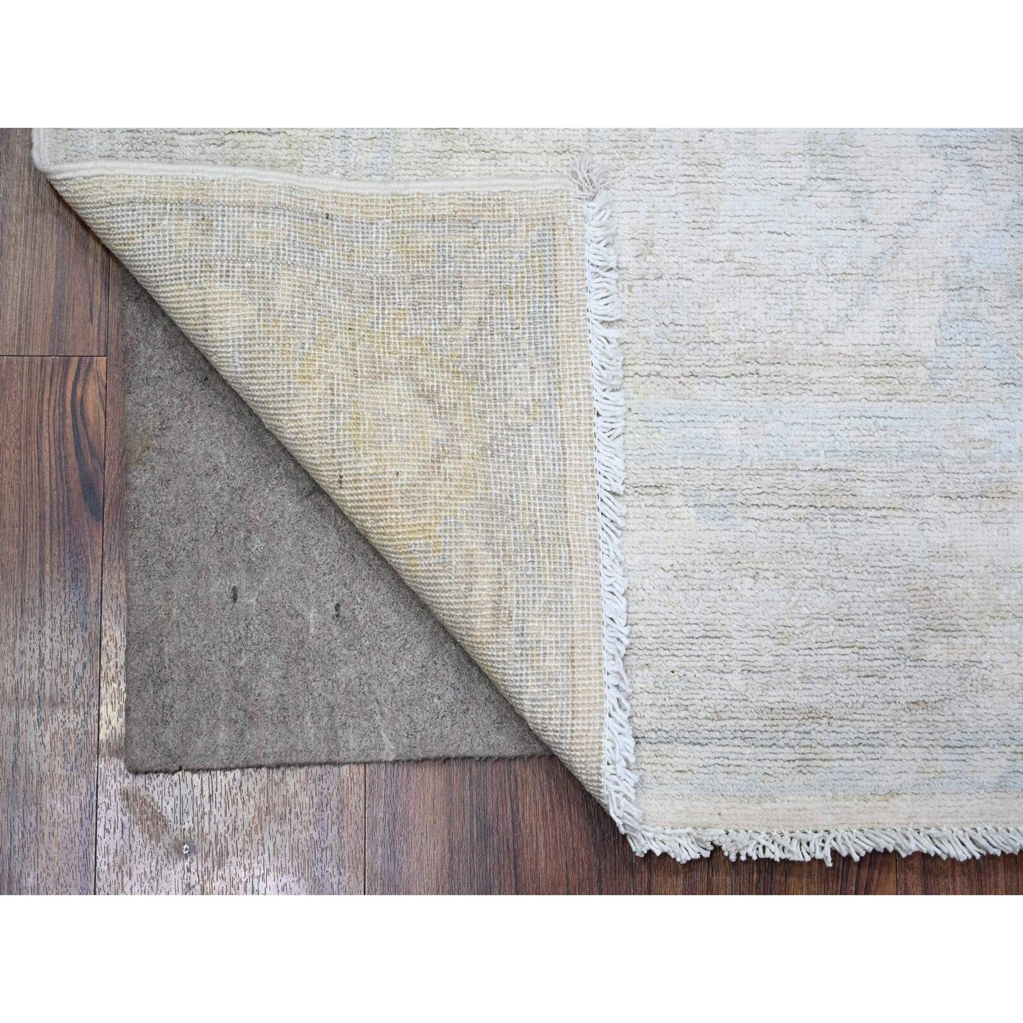 4'X5'9'' White Wash Peshawar Wool Hand Knotted Oriental Rug