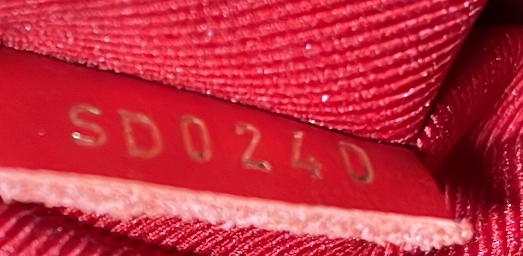 Louis Vuitton South Bank Besace Bag Damier