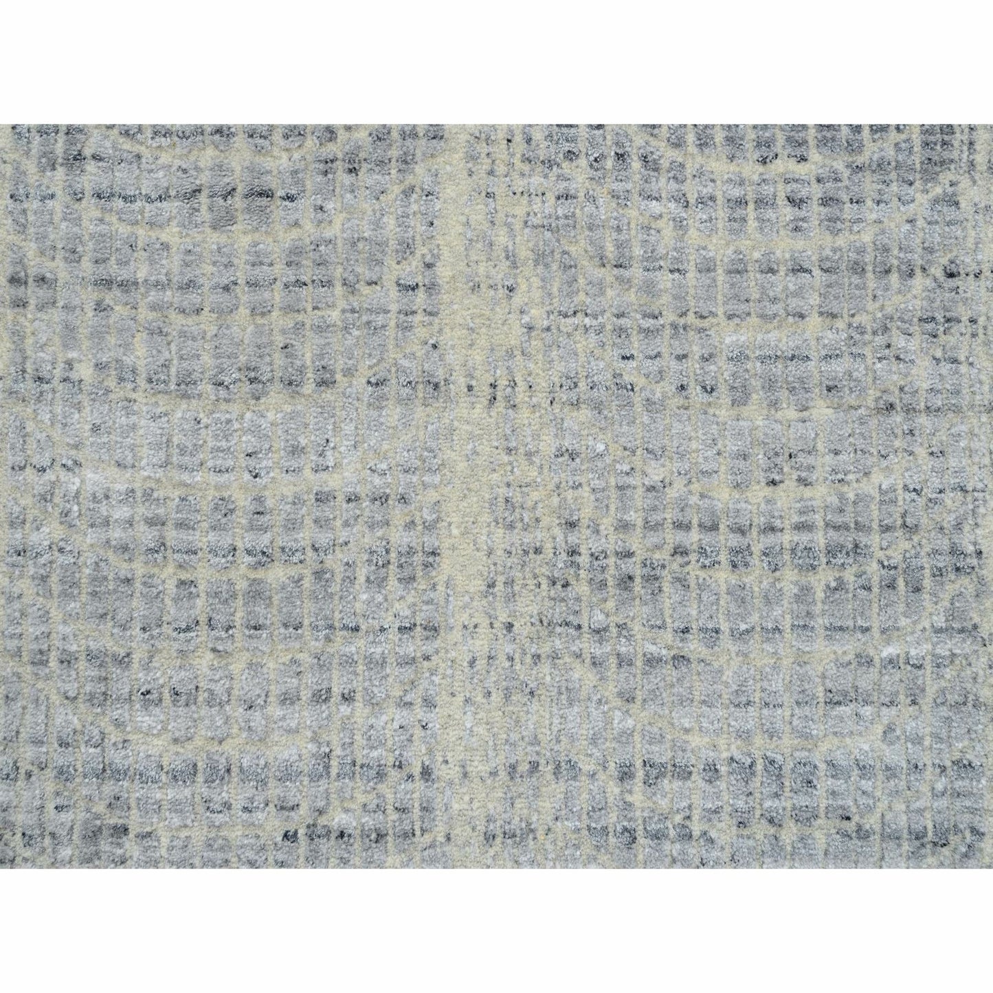 2'6"X12' Gray Wool And Plant Based Silk Hand Loomed Runner Rug