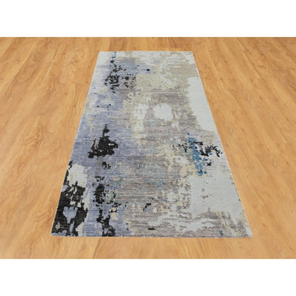 2'4"X7'5" Gray Abstract Design Wool & Silk Runner Hand Knotted Rug