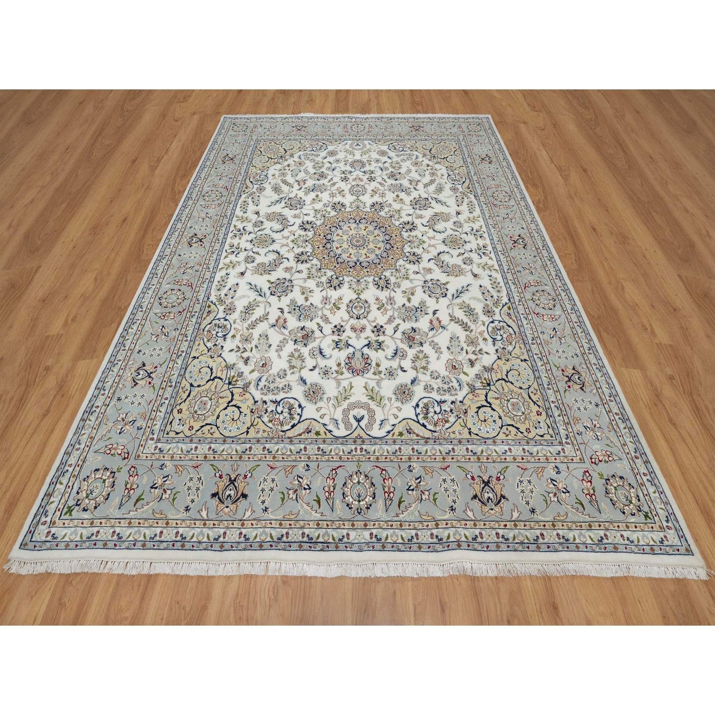 7'8"X10'2" Daisy White Nain Floral Design Hand Knotted Wool And Silk Rug
