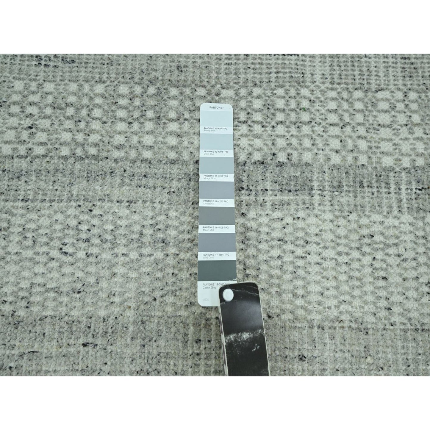 10'2"X10'2" Gray Hand Knotted Rug Distressed & Oxidized Grass Design Wool