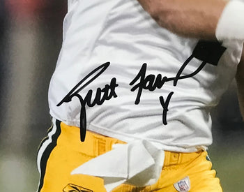 Brett Favre Autographed Framed 16X20 Photo