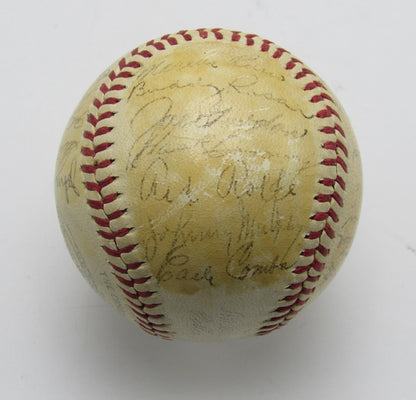 1942 New York Yankees Team Signed By (26) Oal Baseball Rizzuto Dimaggio 196288