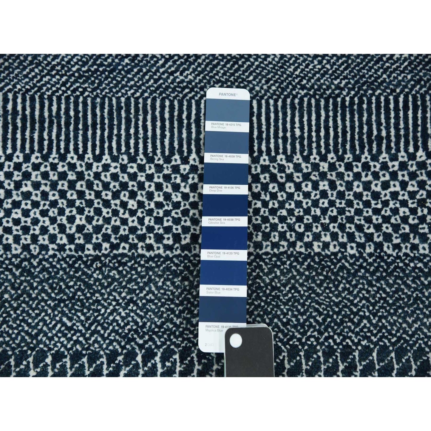 6'X9' Yankees Blue Wool And Silk Hand Knotted Grass Design Rug