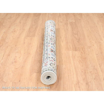 5'9"X5'9" All Over Design Square Wool And Silk 250 Kpsi Nain Handmade Rug