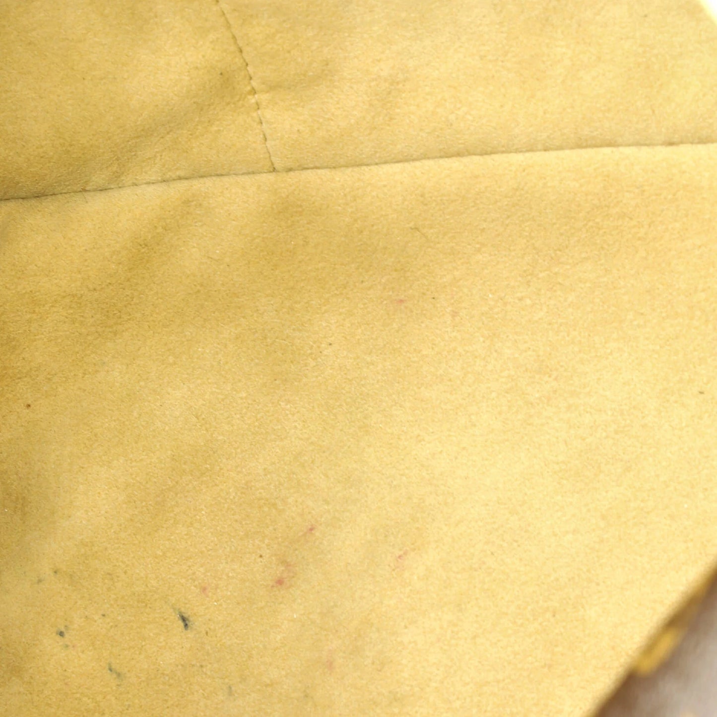 Louis Vuitton Artsy Handbag Monogram Canvas Mm