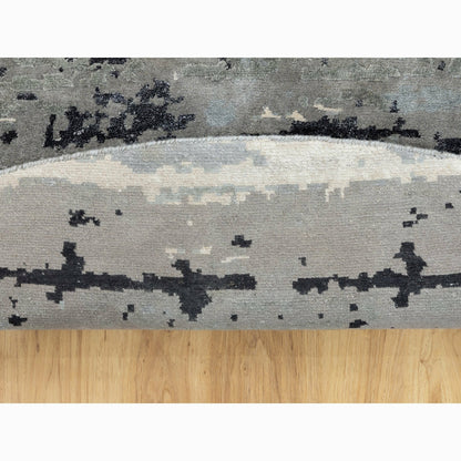 8'3"X8'3" Abstract Design Wool & Silk Hi-Low Pile Hand Knotted Round Rug