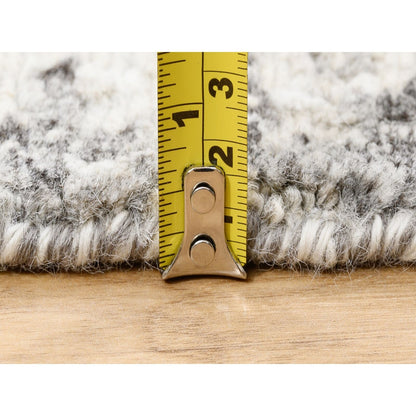2'6"X8'1" Undyed Natural Wool Modern Cut And Loop Pile Beige Runner Rug