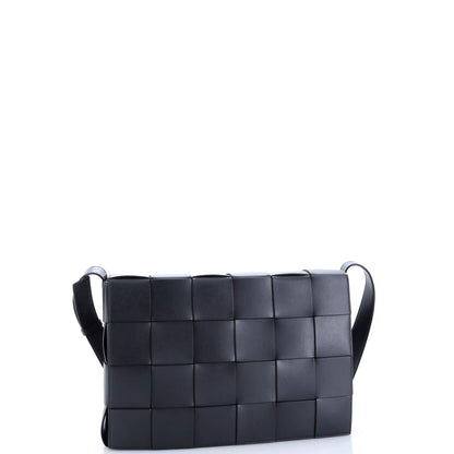 Bottega Veneta Cassette Messenger Bag Maxi Intrecciato Leather Medium