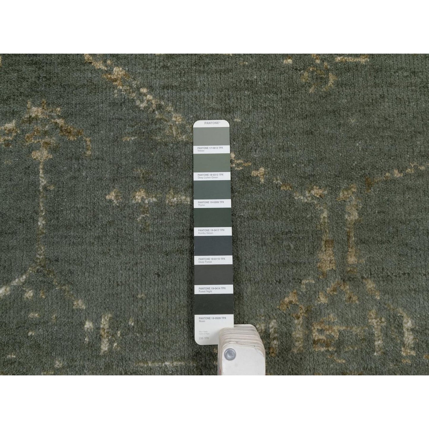 2'x2' Green Modern Design Wool and Silk Hand Knotted Square Mat