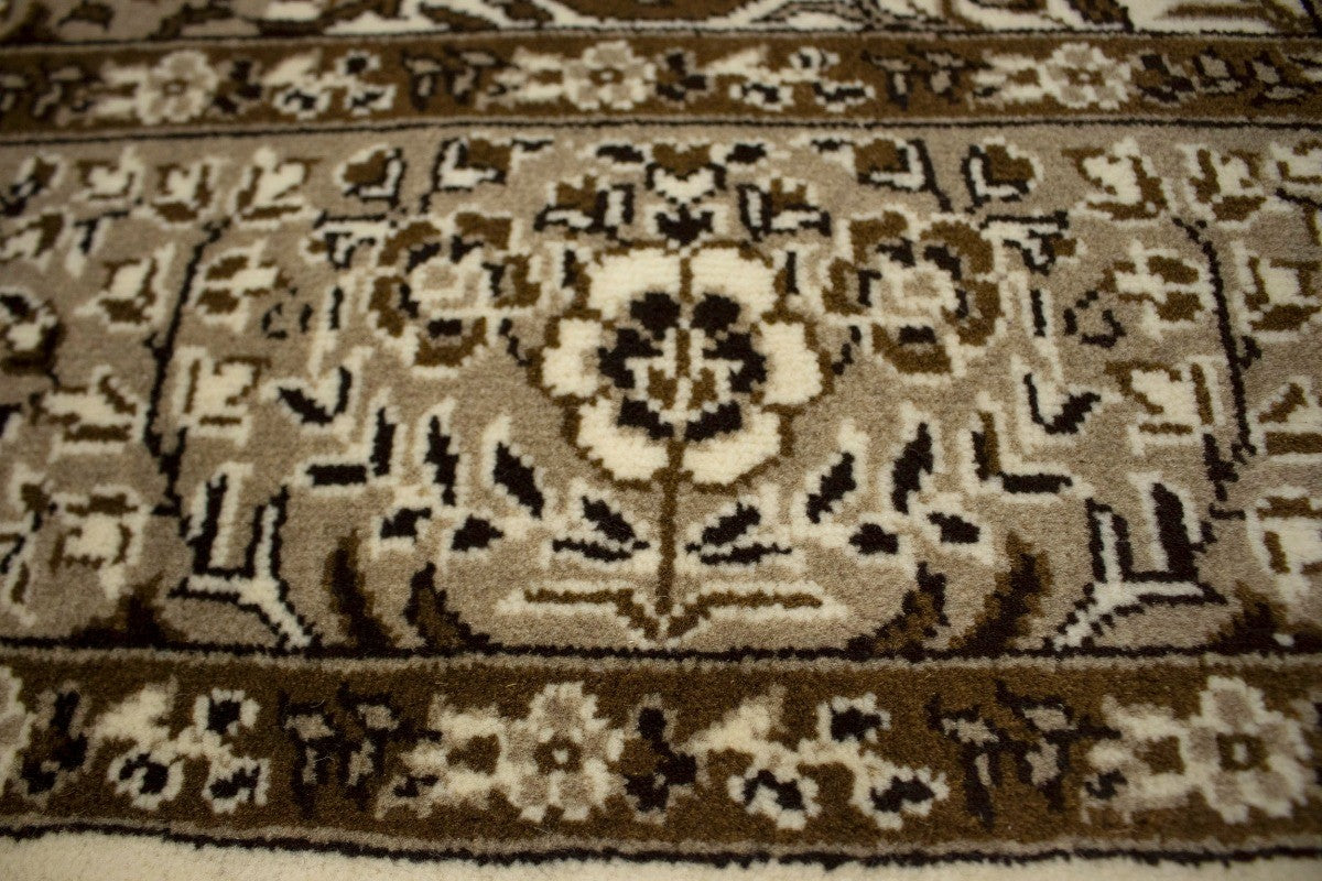 Fine Floral Hand-Knotted Kirman Square 5X5