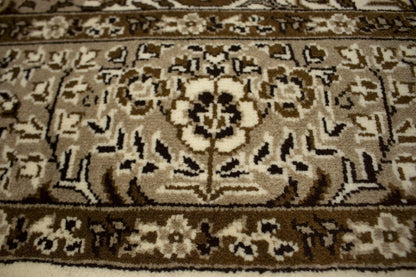 Fine Floral Hand-Knotted Kirman Square 5X5