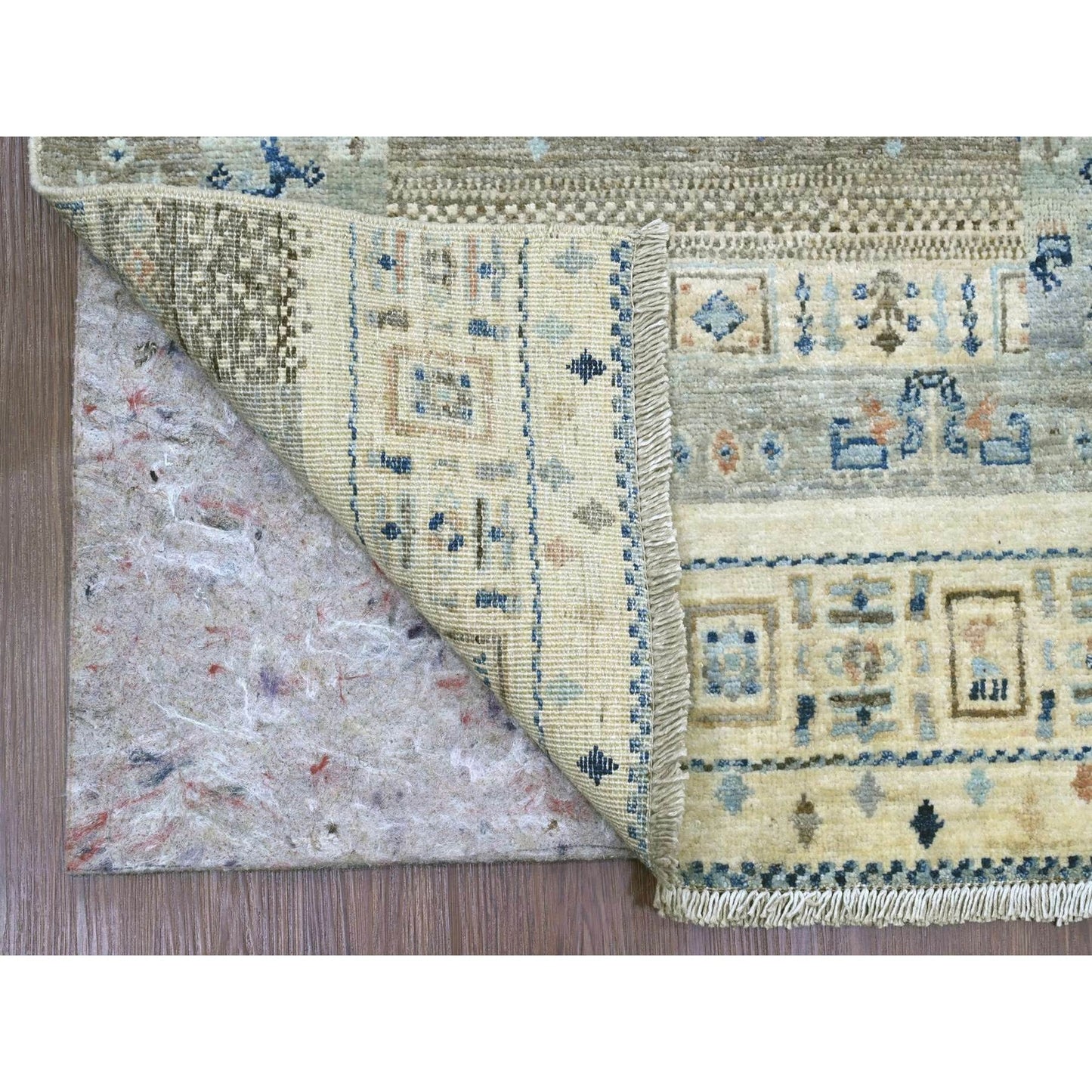 2'10"X9'7" White Kashkuli Animal Figurines Wool Hand Knotted Runner Rug