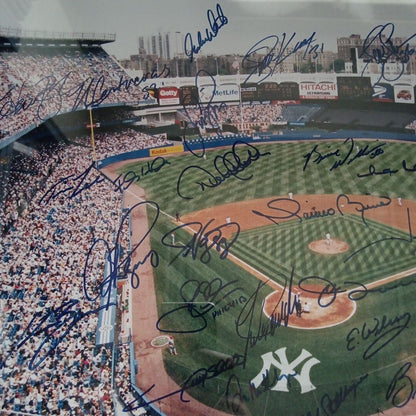 New York Yankees 2004 Autographed Photo Frame With Player Alex Rodriguez