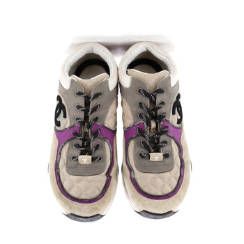 Chanel Women'S Cc Low-Top Sneakers Suede And Quilted Fabric