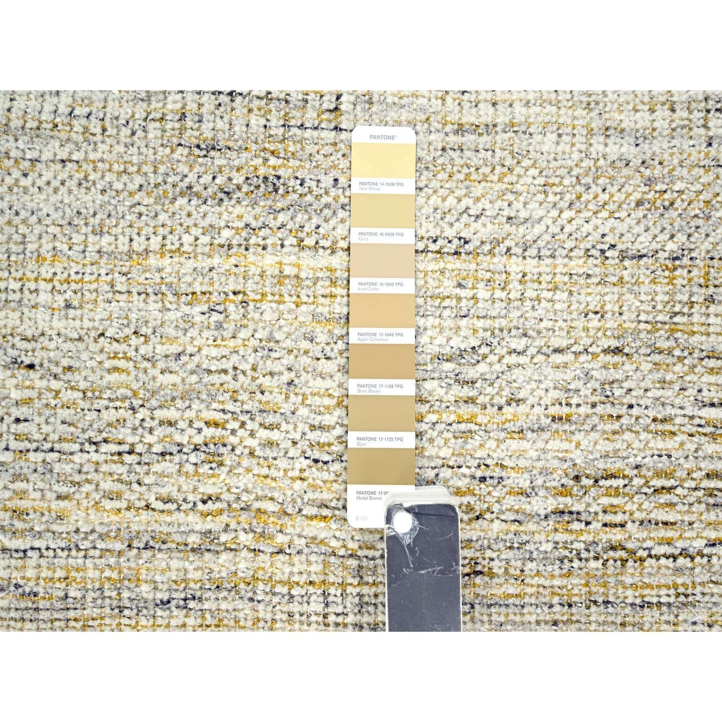 2'8"X6' White & Gold Wool Oxidized Grass Design Hand Knotted Runner Rug