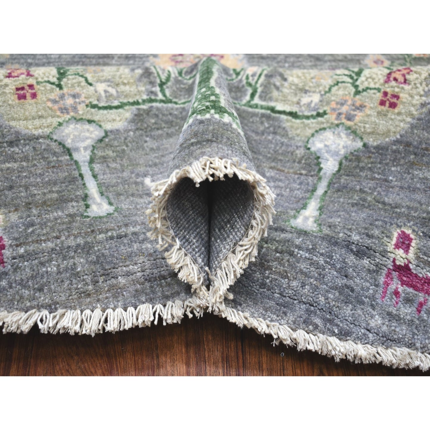 8'2"X8'2" Round Folk Art Willow And Cypress Tree Design Hand Knotted Rug